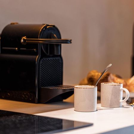 Wabisabi Suites - Mero Cannes Luaran gambar