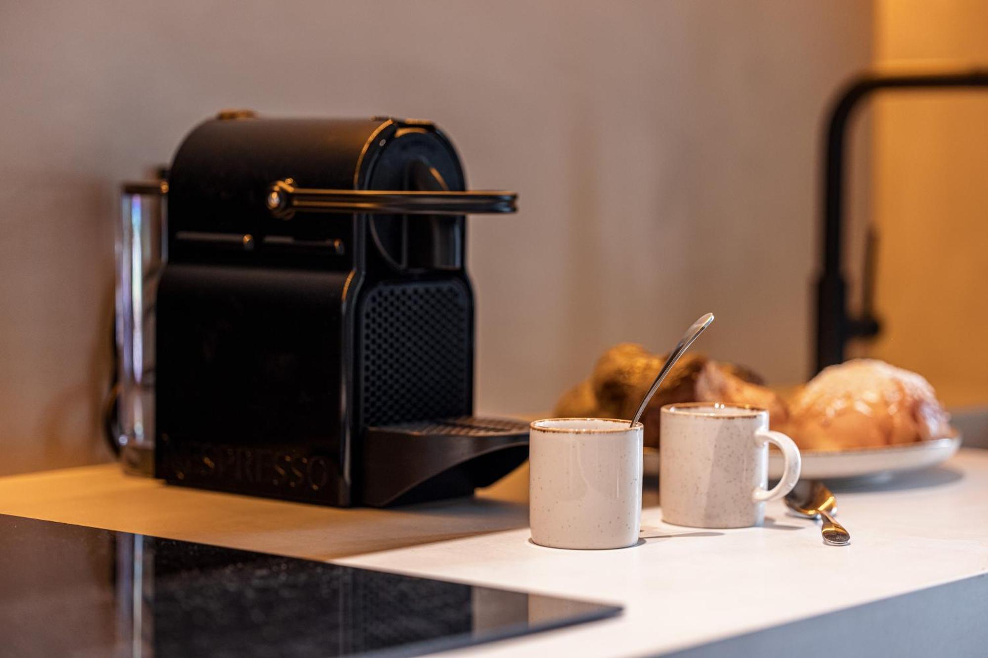 Wabisabi Suites - Mero Cannes Luaran gambar