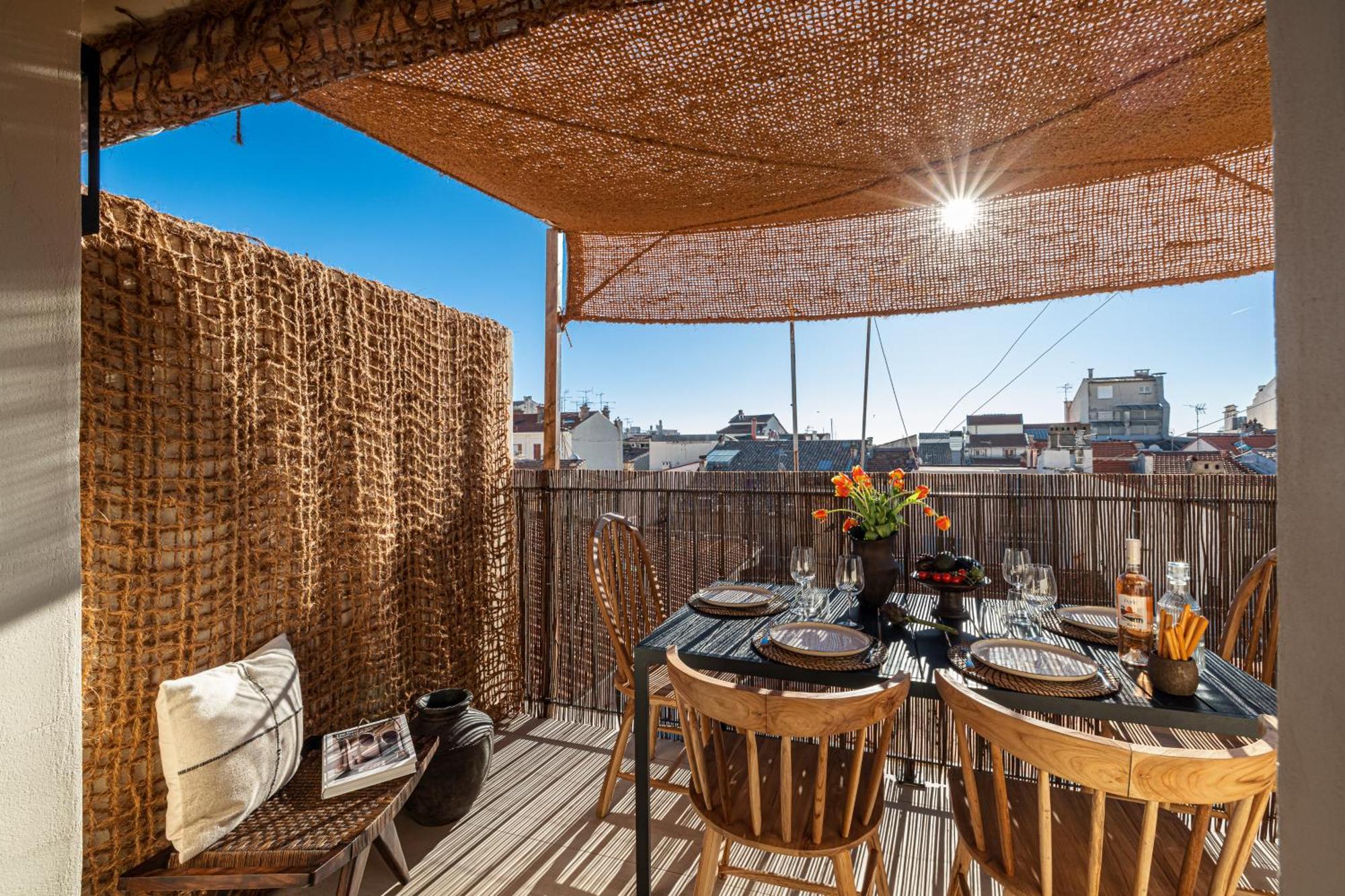 Wabisabi Suites - Mero Cannes Luaran gambar